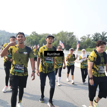 Runner Photo 6933321