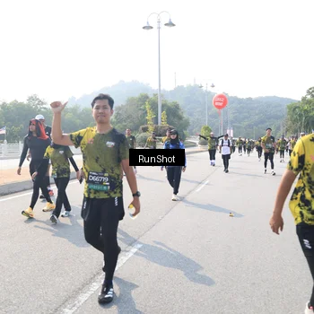 Runner Photo 6933322