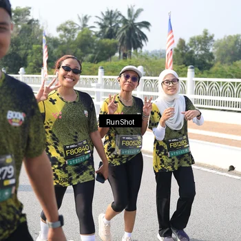 Runner Photo 6933328