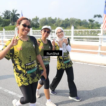 Runner Photo 6933334