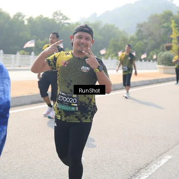 Runner Photo 6933358