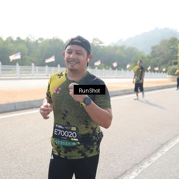 Runner Photo 6933366