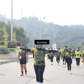 Runner Photo 6933382