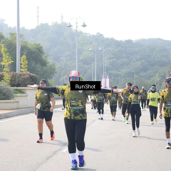 Runner Photo 6933383