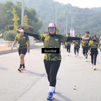 Runner Photo 6933402