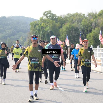 Runner Photo 6933403