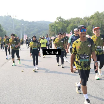 Runner Photo 6933411
