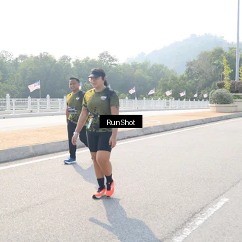 Runner Photo 6933412