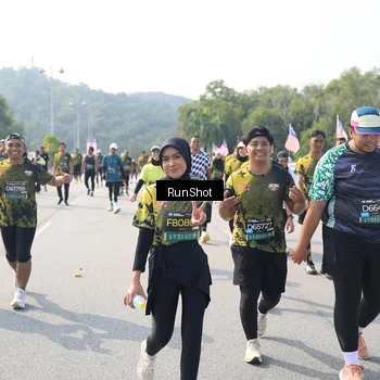 Runner Photo 6933431