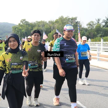 Runner Photo 6933433