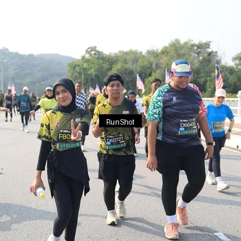 Runner Photo 6933434