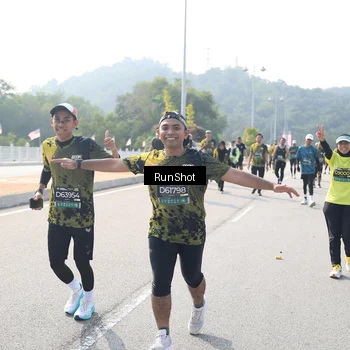 Runner Photo 6933438