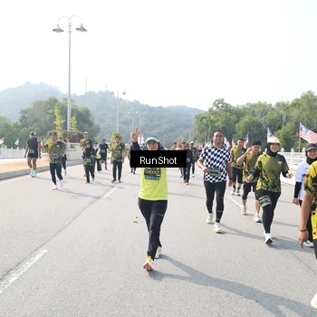 Runner Photo 6933443