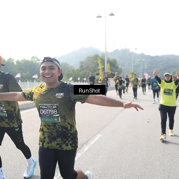 Runner Photo 6933445