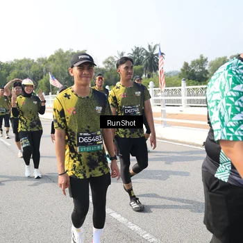Runner Photo 6933453