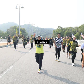 Runner Photo 6933459