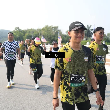 Runner Photo 6933463
