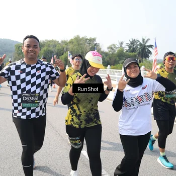 Runner Photo 6933464