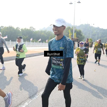 Runner Photo 6933491