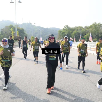 Runner Photo 6933501