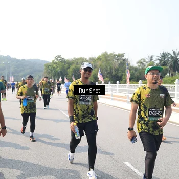 Runner Photo 6933514