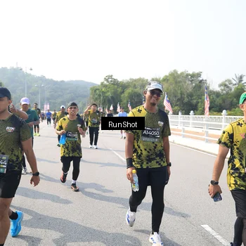 Runner Photo 6933515