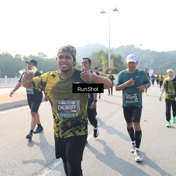 Runner Photo 6933529