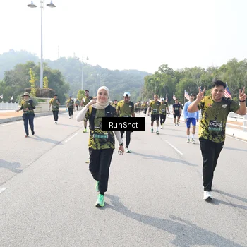 Runner Photo 6933541