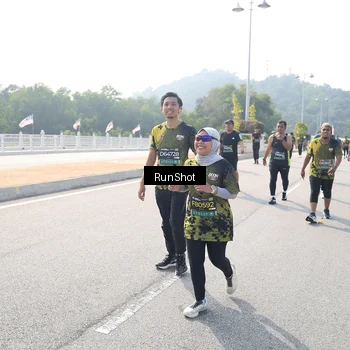 Runner Photo 6933556