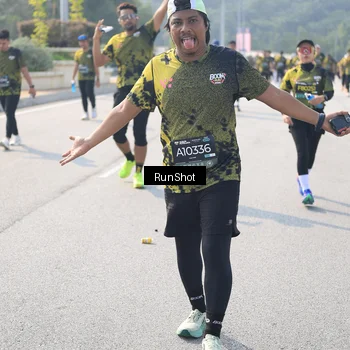 Runner Photo 6933563