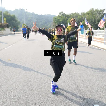 Runner Photo 6933576