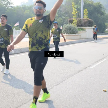 Runner Photo 6933583