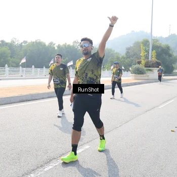 Runner Photo 6933590