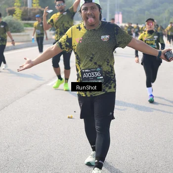 Runner Photo 6933591