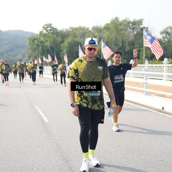 Runner Photo 6933601