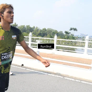 Runner Photo 6933602
