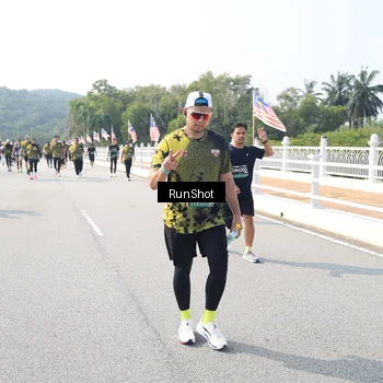 Runner Photo 6933603
