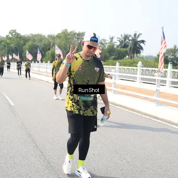 Runner Photo 6933605