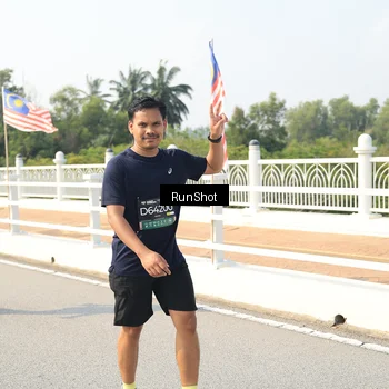 Runner Photo 6933613
