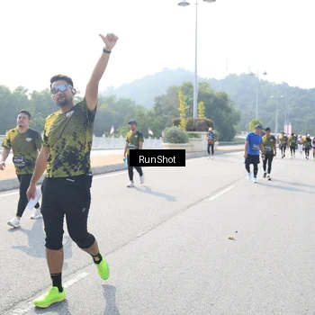 Runner Photo 6933619