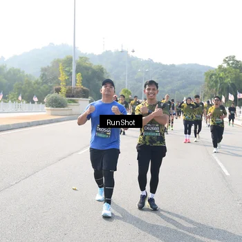 Runner Photo 6933626