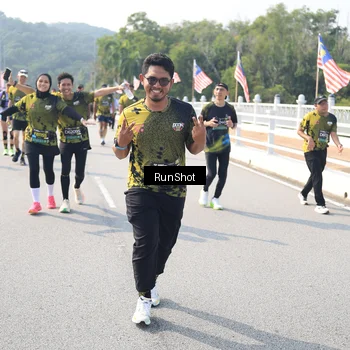 Runner Photo 6933642