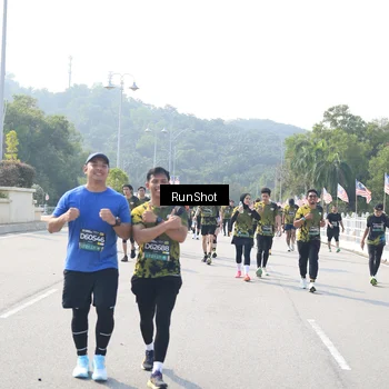 Runner Photo 6933650