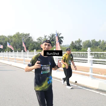 Runner Photo 6933665