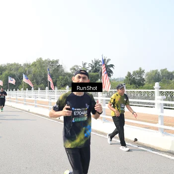 Runner Photo 6933667