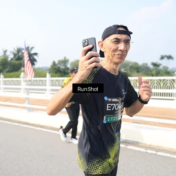 Runner Photo 6933672