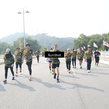 Runner Photo 6933683