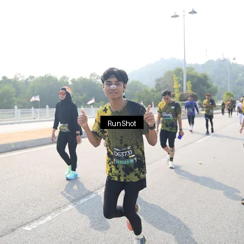 Runner Photo 6933686