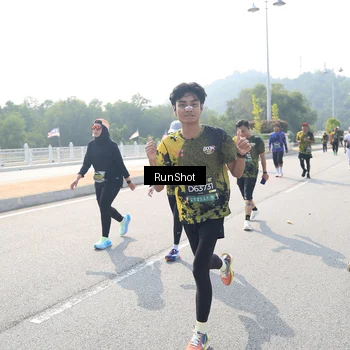 Runner Photo 6933688