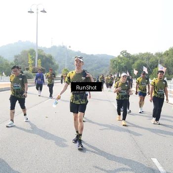 Runner Photo 6933689